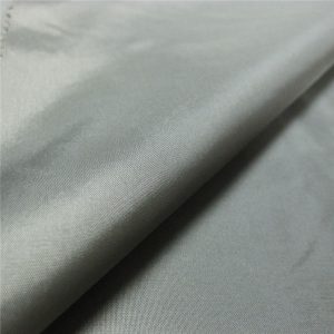 Umbrella-materiaali 100% polyesteriä Calendering Taffeta Fabric
